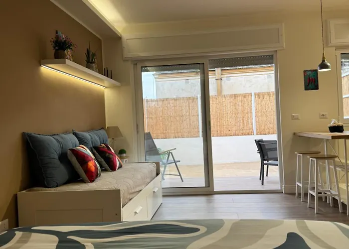 Centro Storico Casa Viscardi 2 Naples